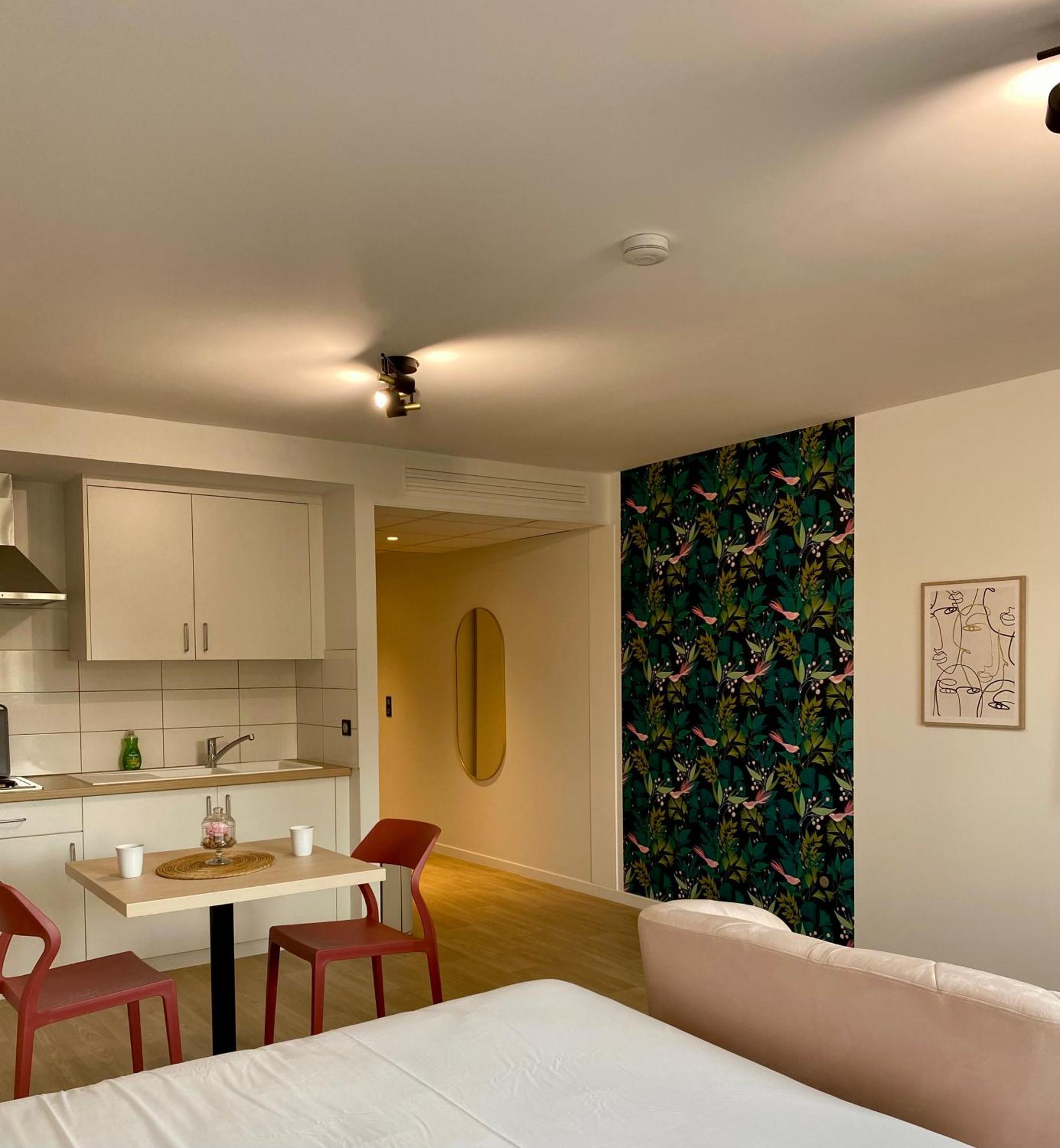 Hotel Au Chateau Villers-lès-Nancy Екстериор снимка